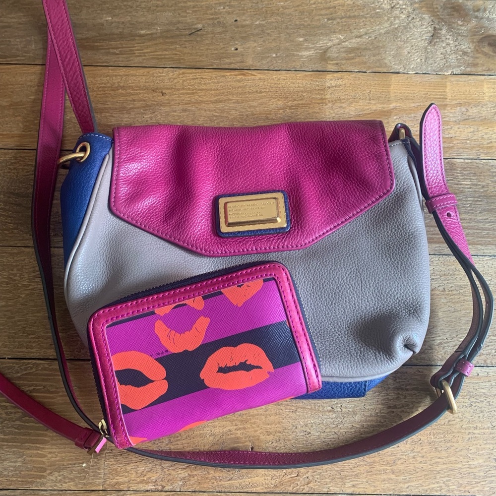 💋💋Marc Jacobs crossbody with wallet💋💋